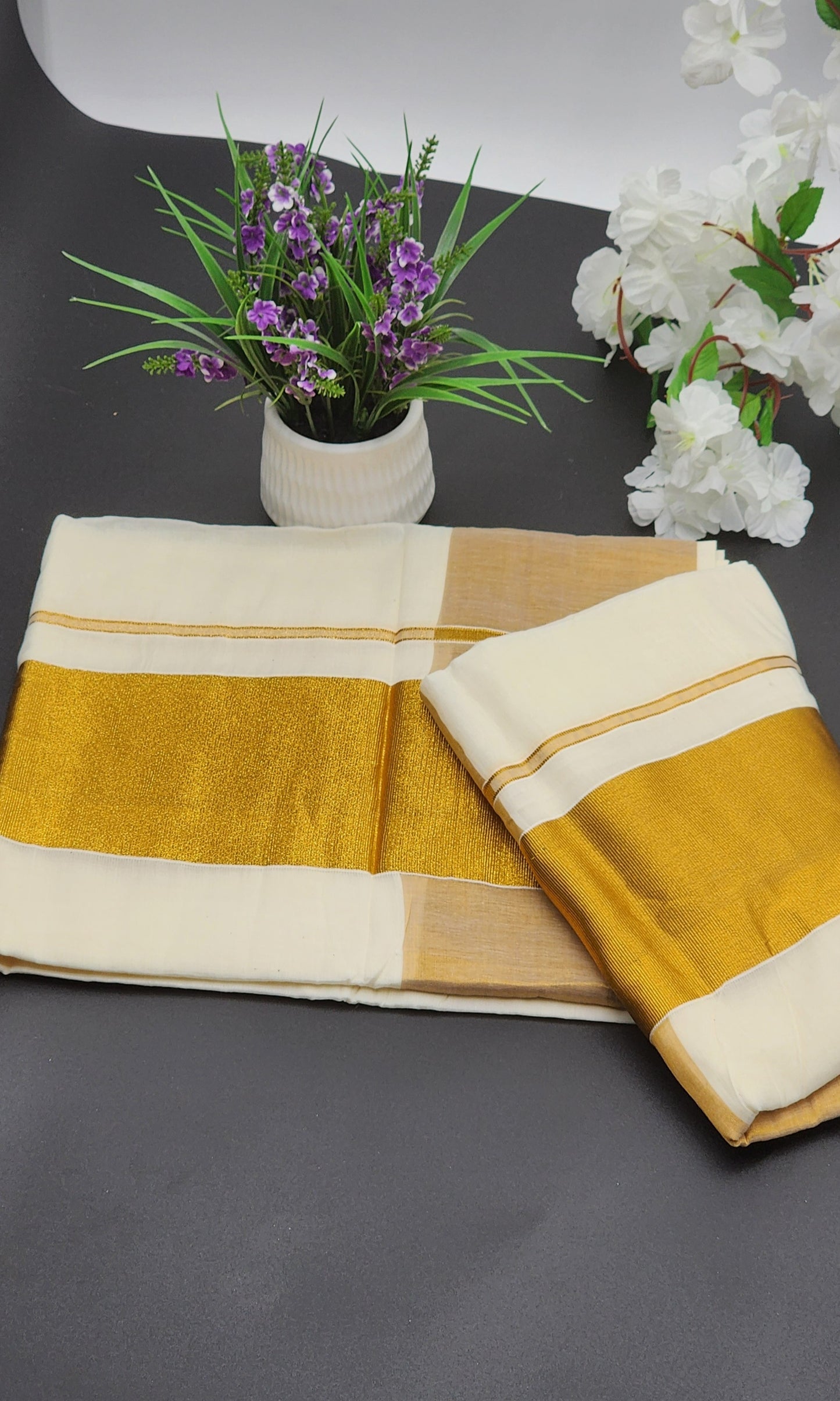 Tissue Silk Traditional Kerala Saree Large Gold Border - Eljoys Fashion