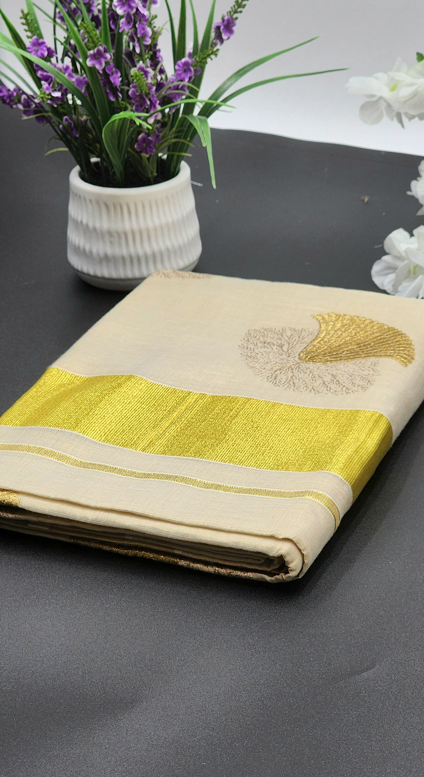 Tissue Silk Saree with medium border and beautiful Floral designs Eljoys Fashion