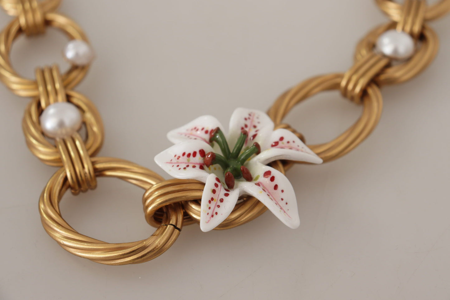 Dolce & Gabbana Gold White Lily Floral Chain Statement Necklace Dolce & Gabbana