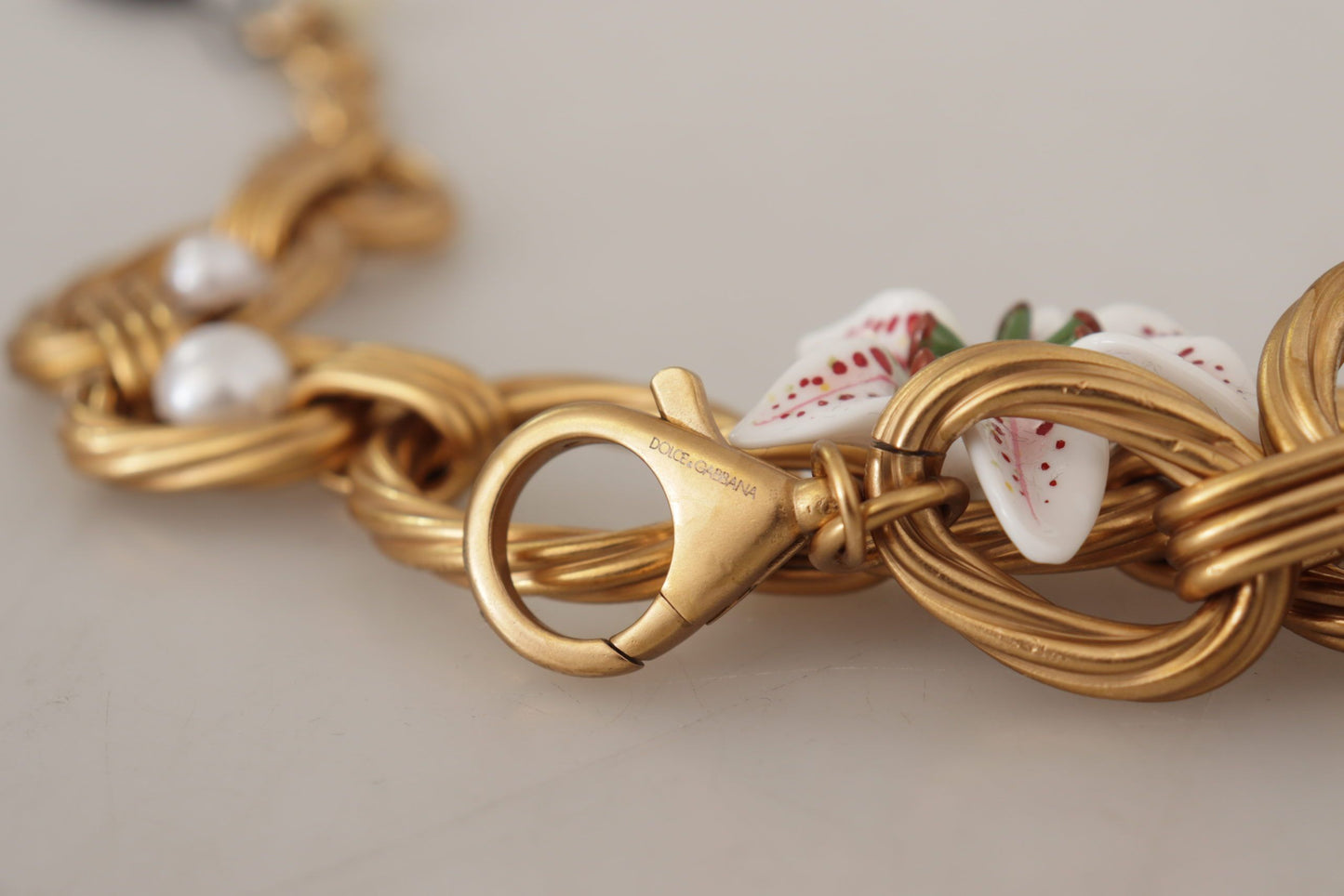 Dolce & Gabbana Gold White Lily Floral Chain Statement Necklace Dolce & Gabbana