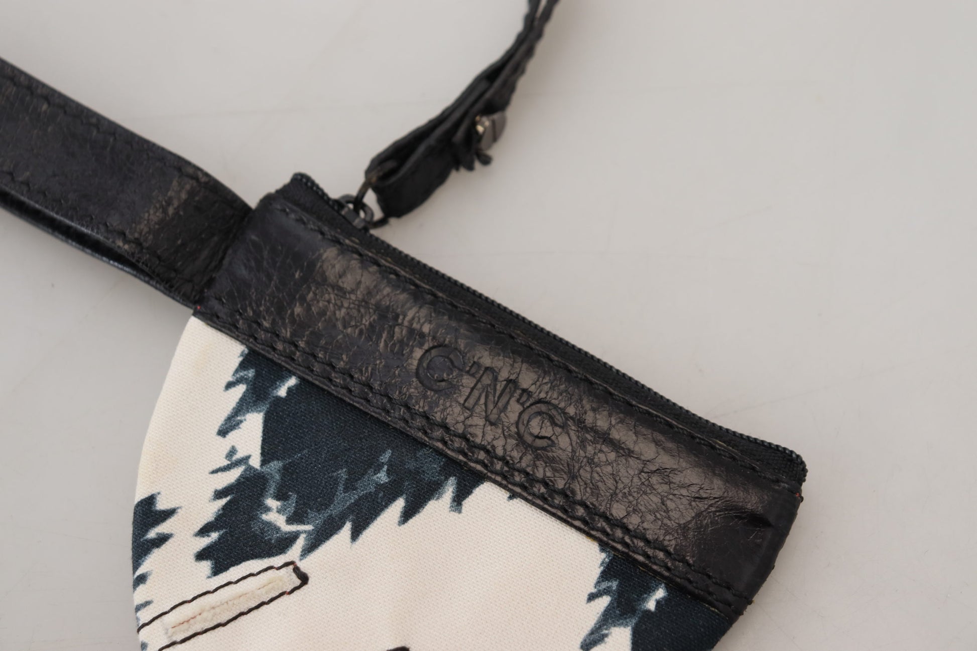 Costume National White Genuine Leather Coin Purse Strap Wallet Costume National