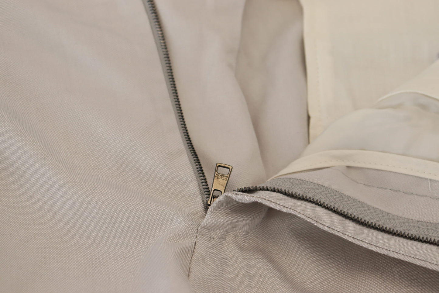 Dolce & Gabbana Off White Silk Mid Waist Chino Pants Dolce & Gabbana