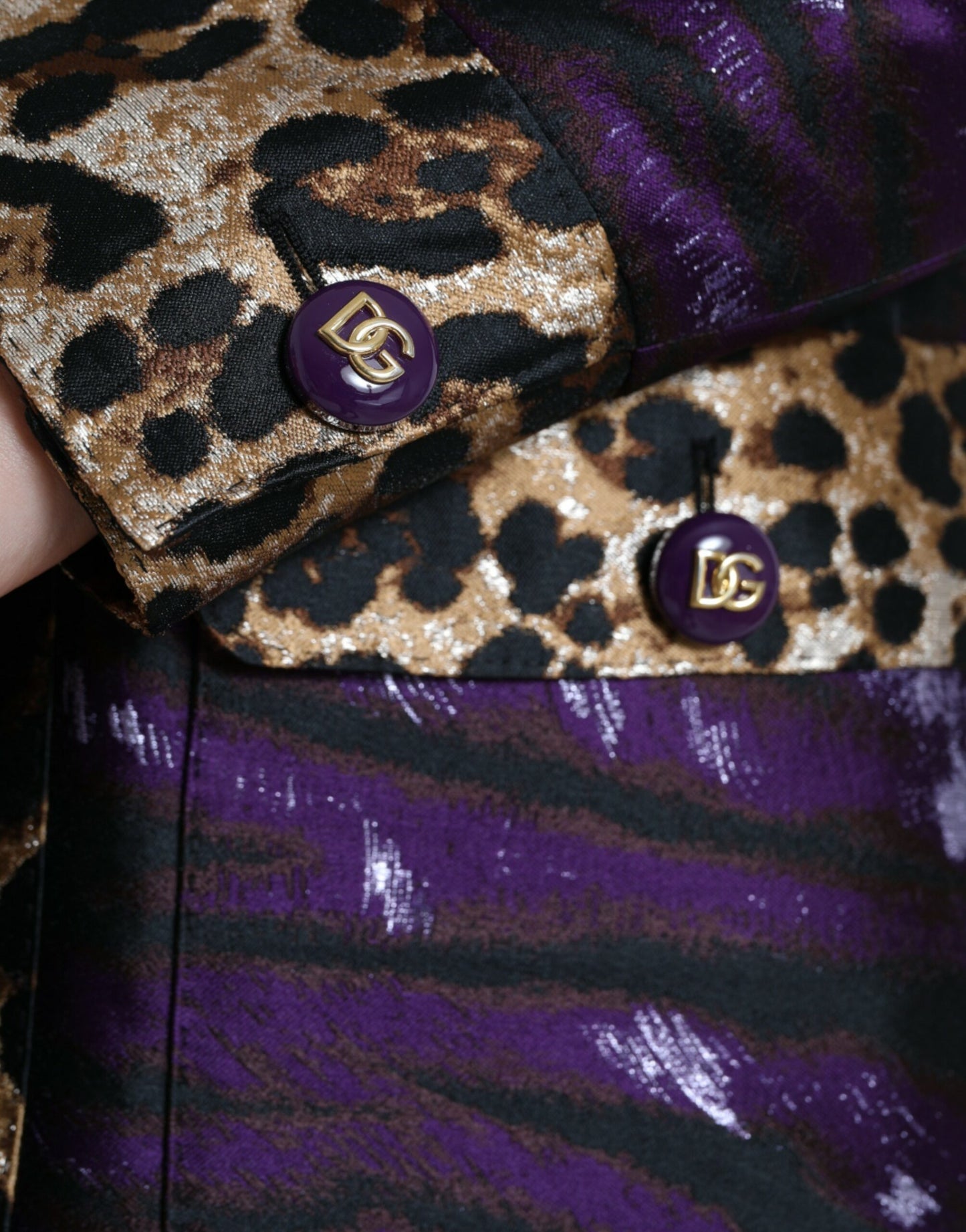 Dolce & Gabbana Purple Lamé Jacquard Tiger Print Coat Jacket Dolce & Gabbana