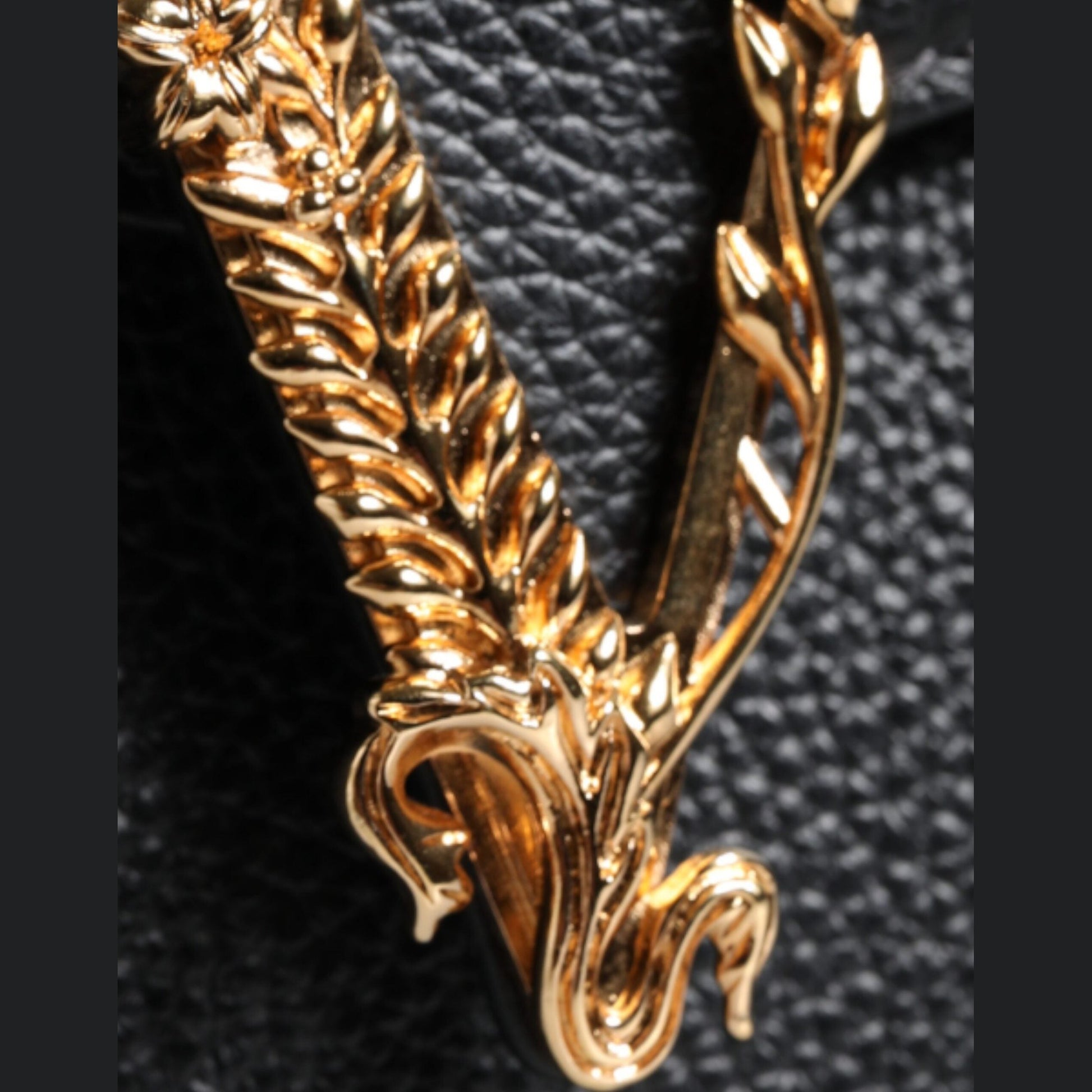 Versace Black Grainy Calf Leather Logo Crossbody Shoulder Bag Versace