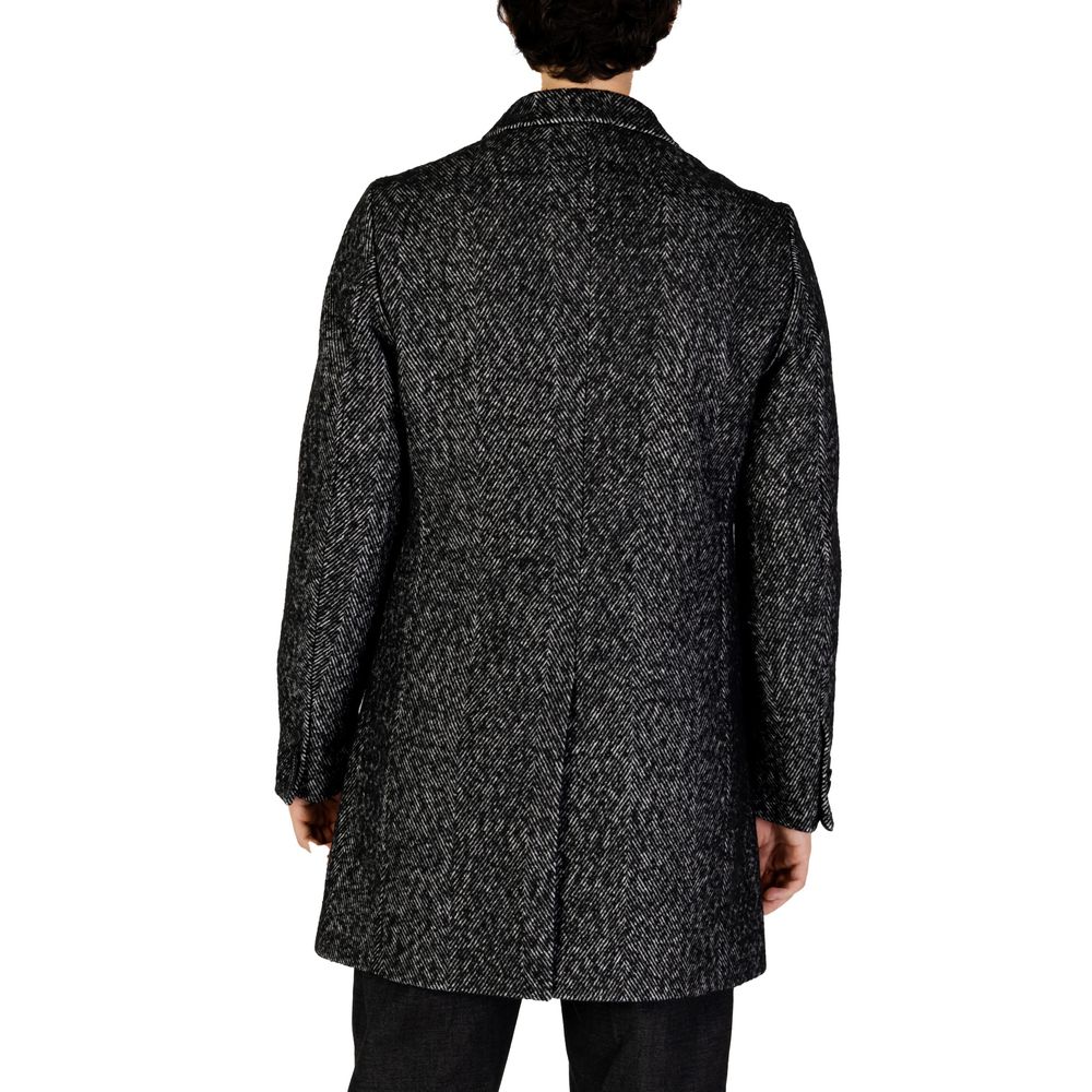 Hamaki-Ho Black Polyester Coat Hamaki-Ho