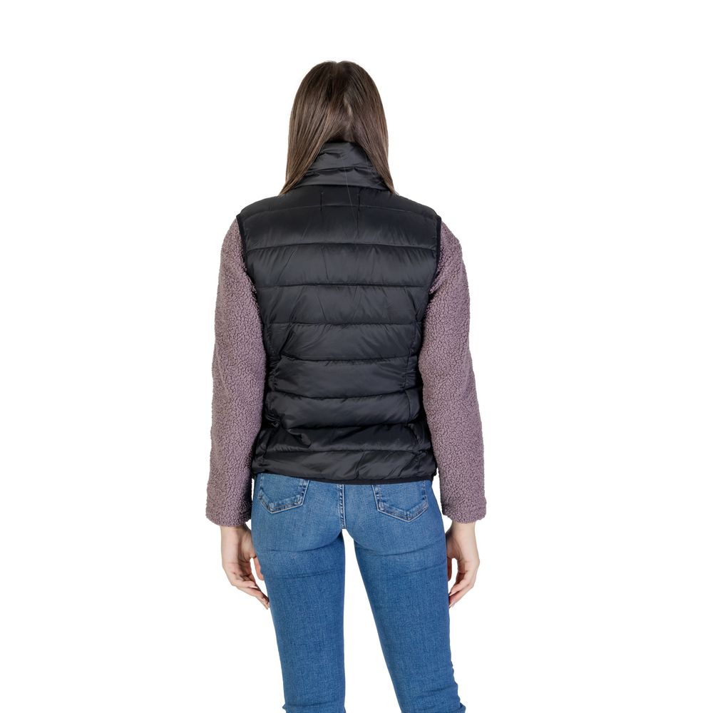 B.Young Black Nylon Sleveless Jacket B.Young