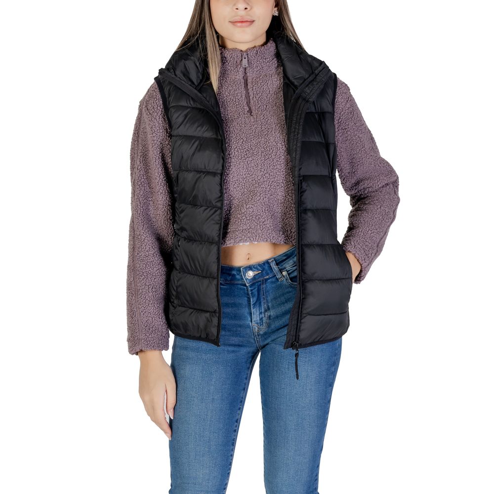 B.Young Black Nylon Sleveless Jacket B.Young