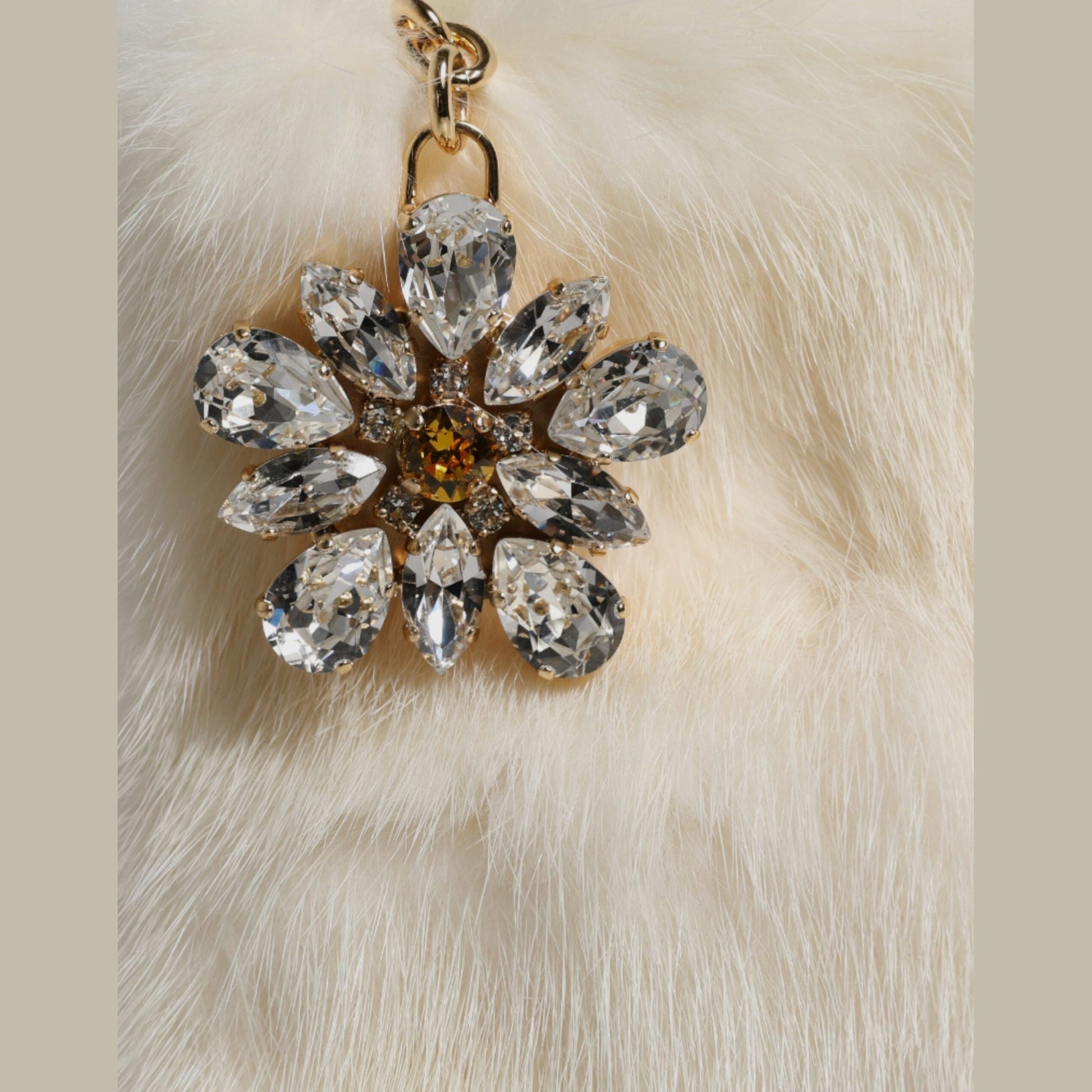 Dolce & Gabbana White Fur Handbag Clutch Purse Pouch Bag Dolce & Gabbana