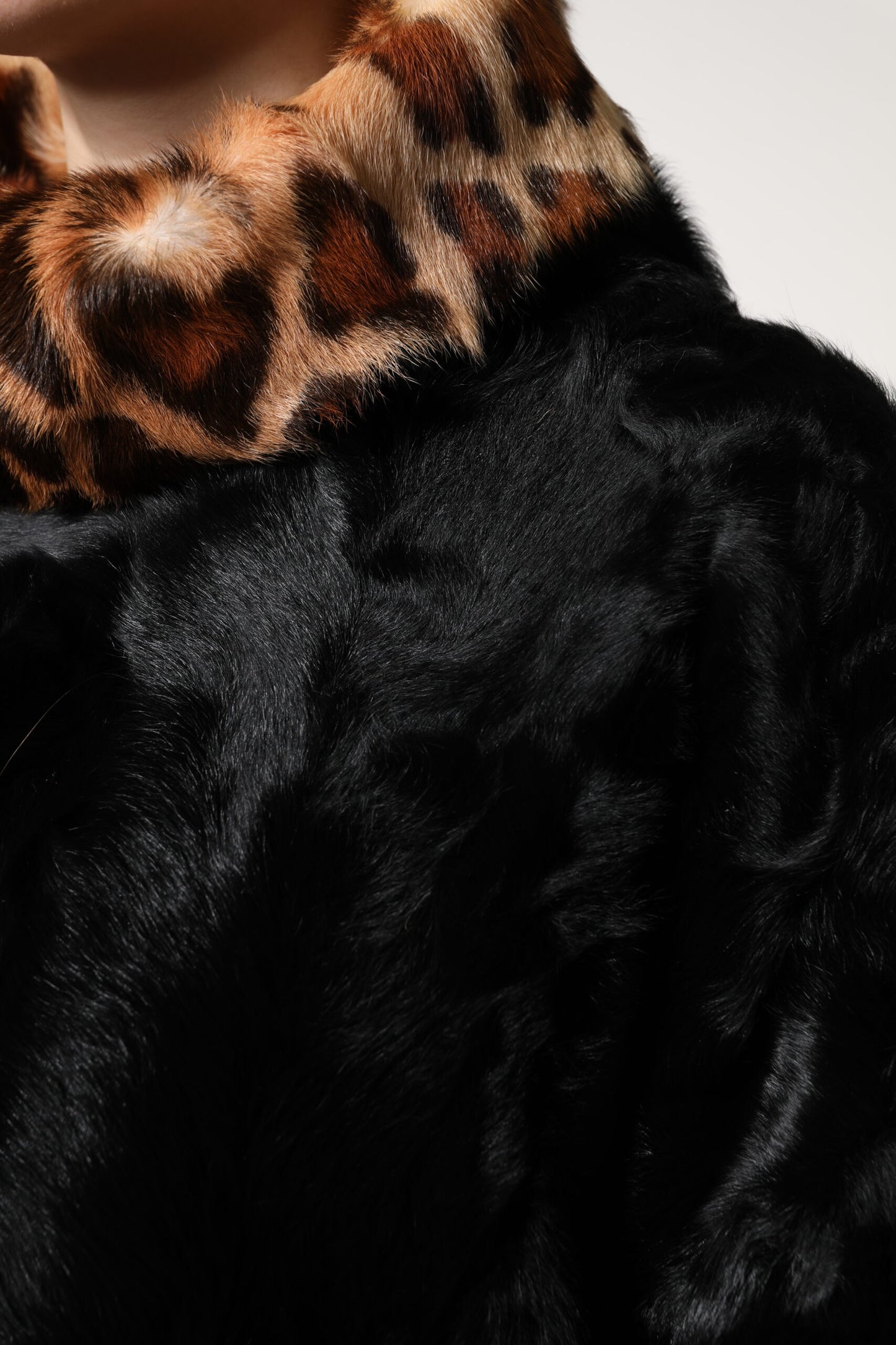 Dolce & Gabbana Black Lamb Fur Short Women Coat Jacket Dolce & Gabbana
