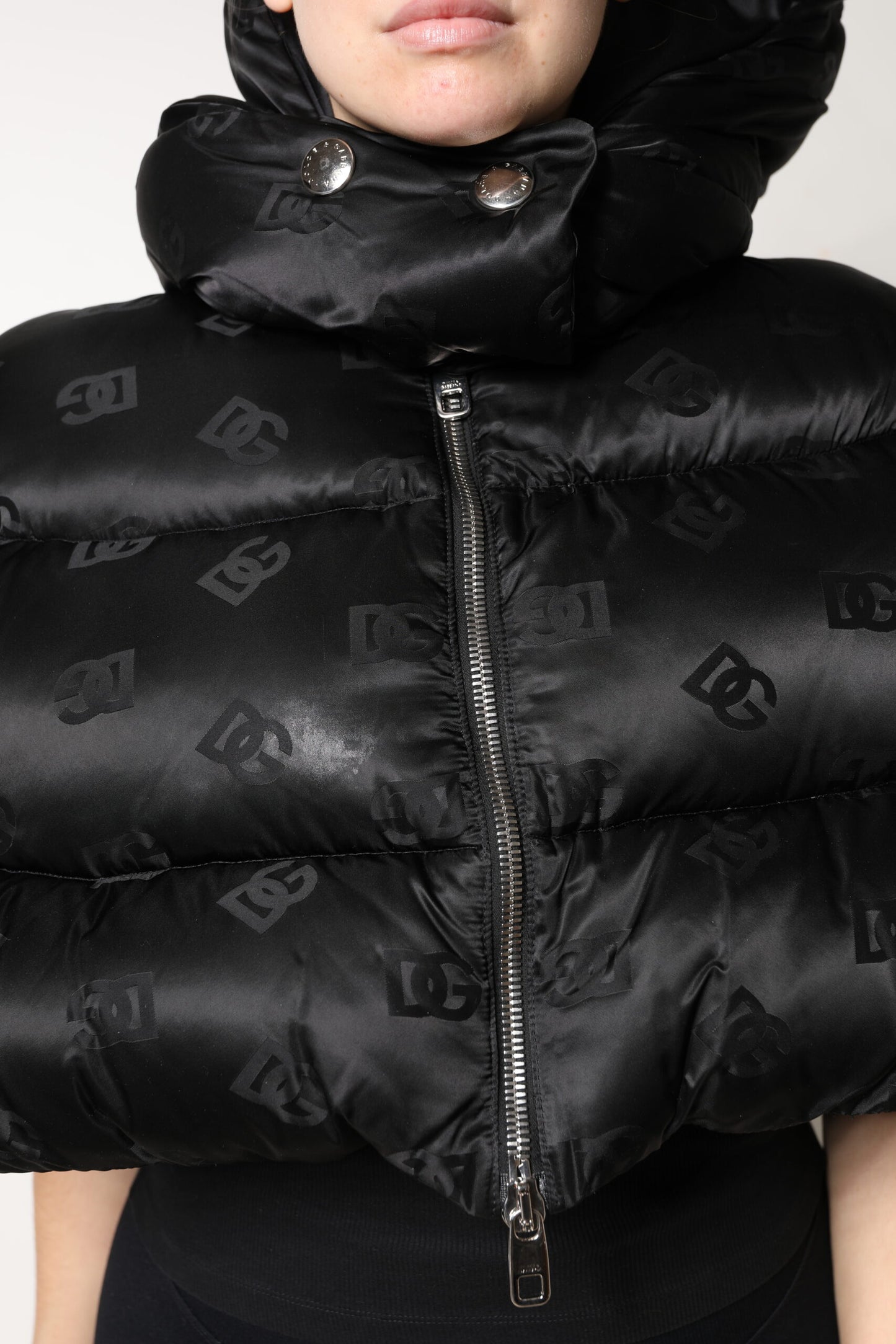 Dolce & Gabbana Black Padded Puffer Hooded Full Zip Cropped Jacket Dolce & Gabbana