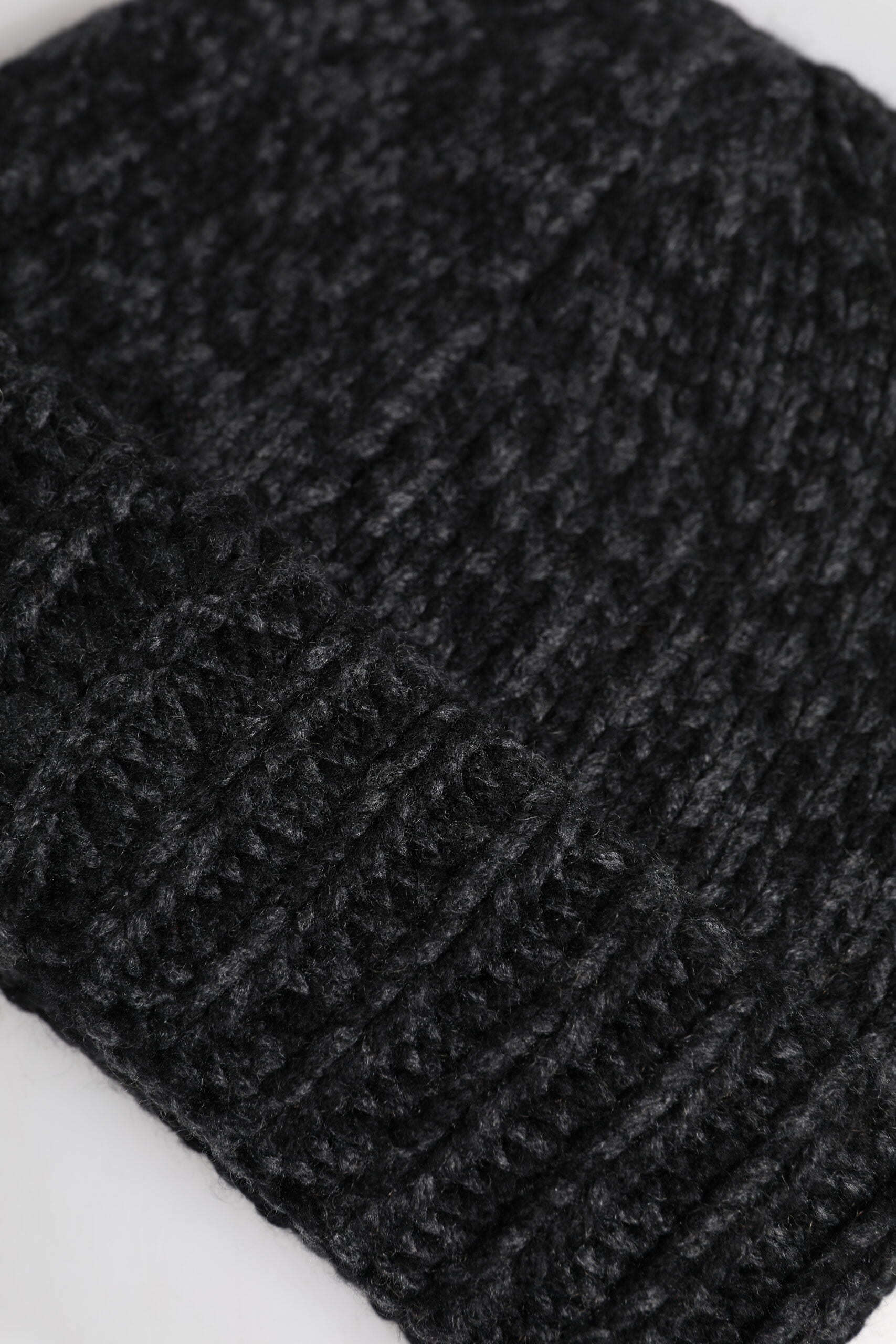 Dolce & Gabbana Gray Cashmere Knitted Winter Beanie Hat Dolce & Gabbana