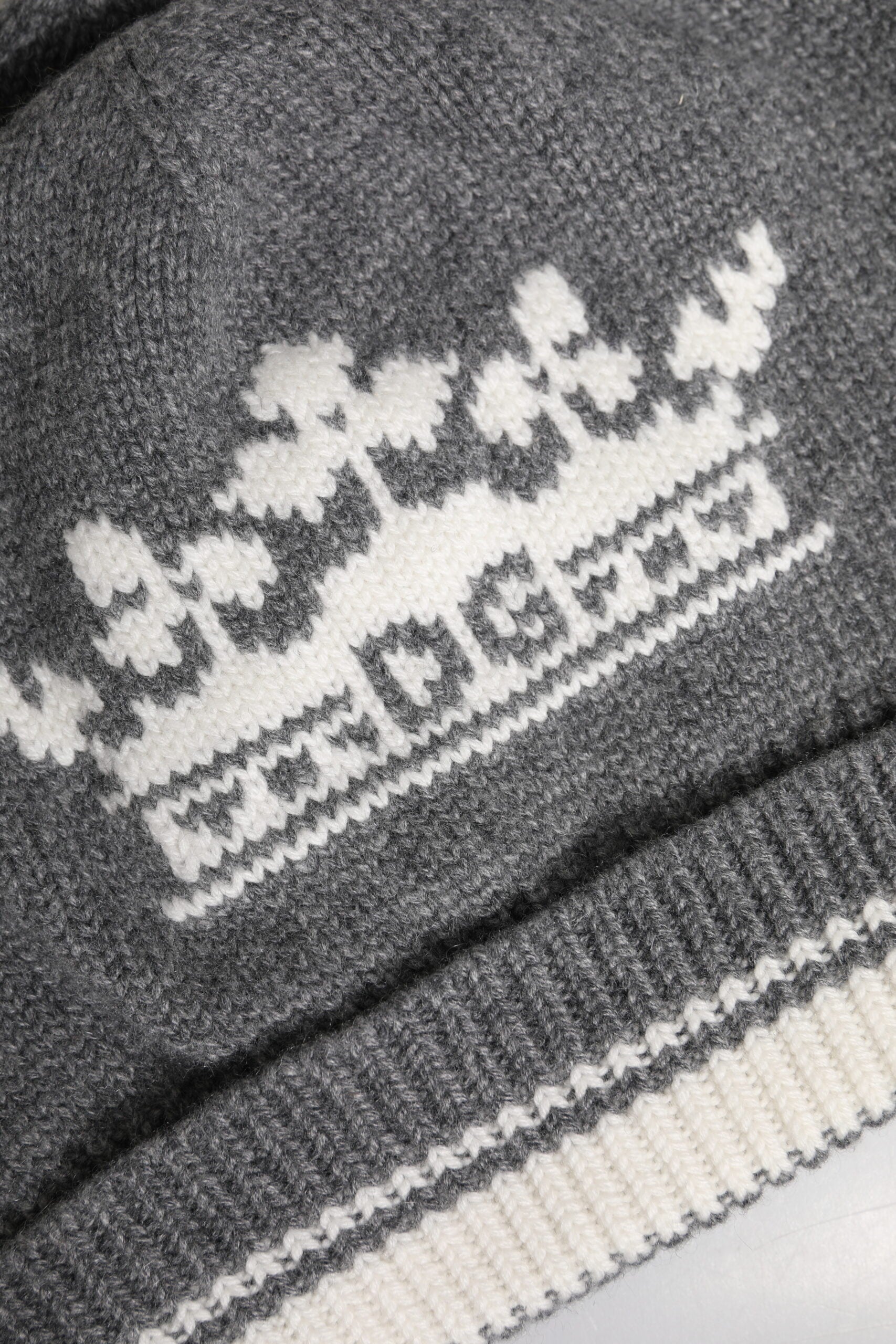 Dolce & Gabbana Gray Cashmere Knitted Winter Beanie Hat Dolce & Gabbana