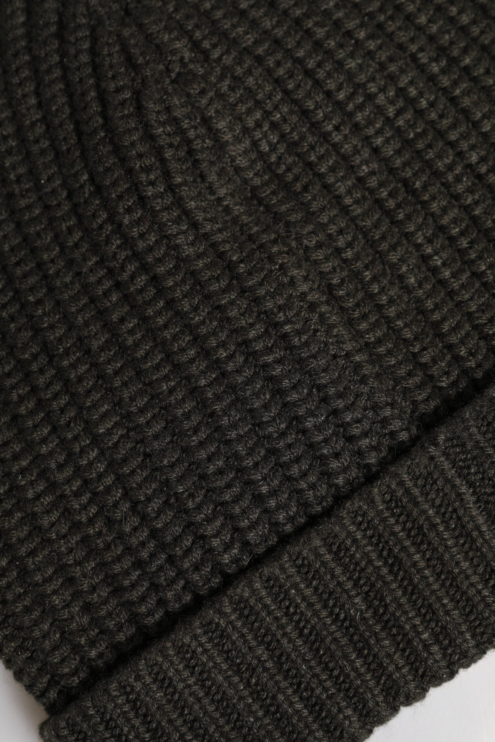 Dolce & Gabbana Dark Gray Cashmere Knit Winter Beanie Hat Dolce & Gabbana
