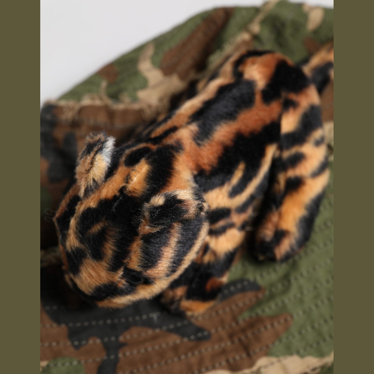 Dolce & Gabbana Multicolor Leopard Embellish Wide Brim Bucket Hat Dolce & Gabbana