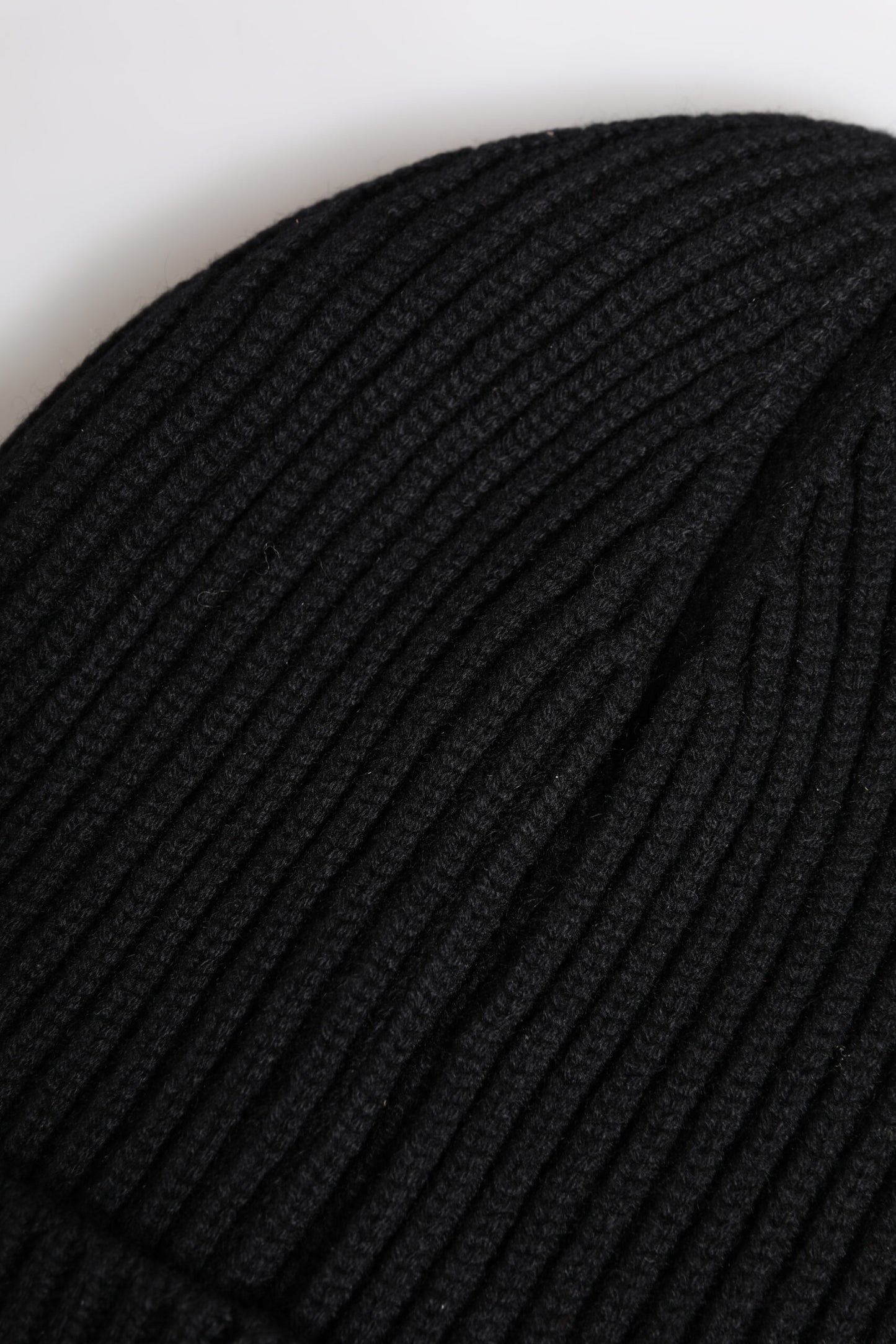 Dolce & Gabbana Black Cashmere Knitted Winter Beanie Hat Dolce & Gabbana