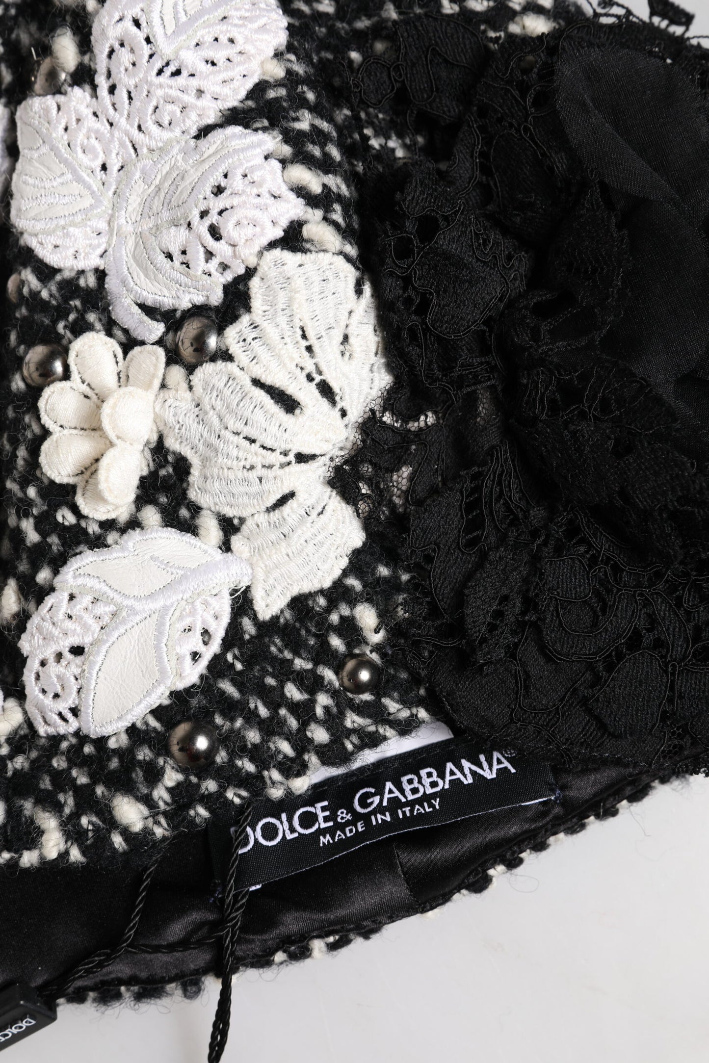 Dolce & Gabbana Black Wool White Floral Embellished Cloche Hat Dolce & Gabbana