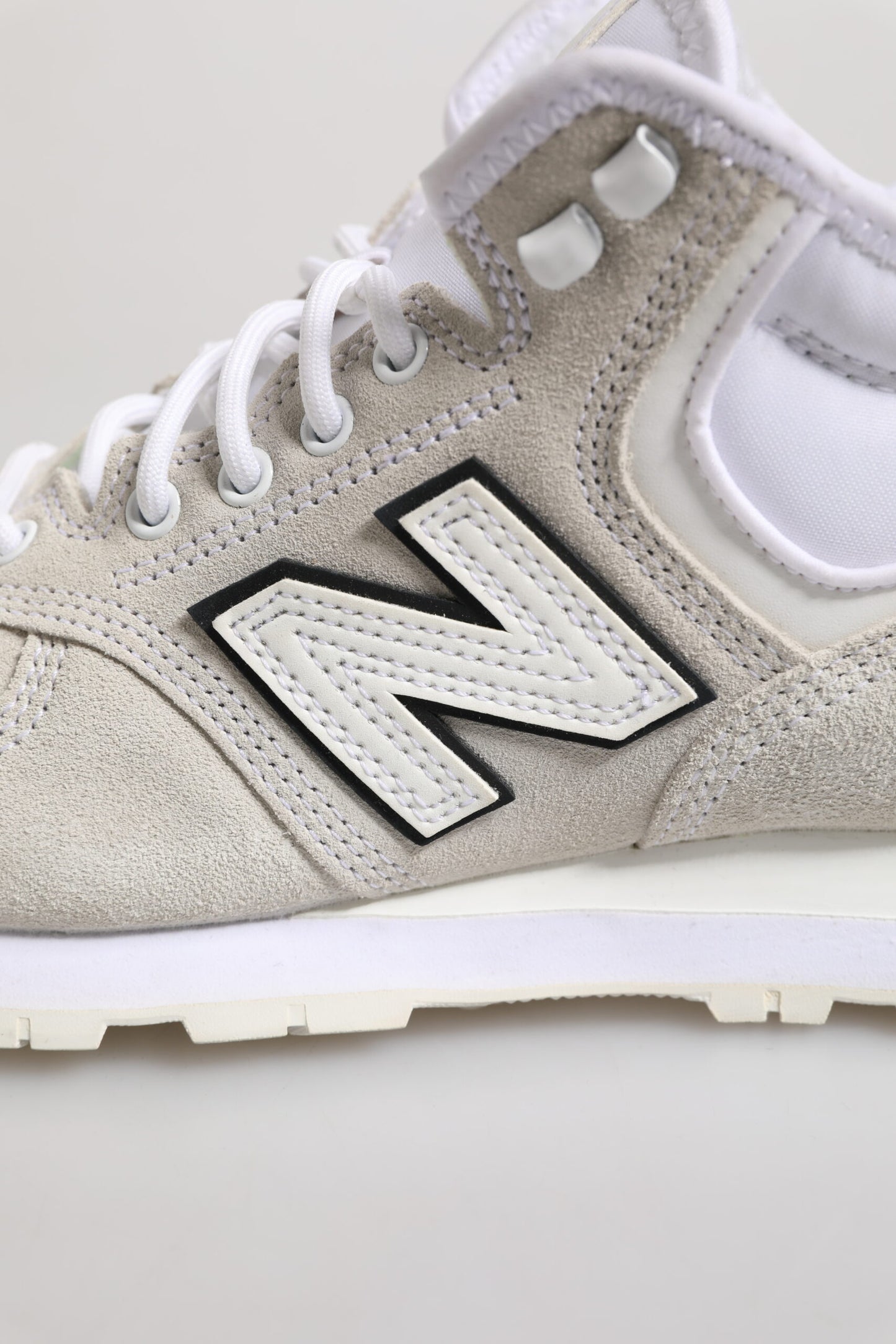New Balance Off White Suede Sneakers Shoes New Balance