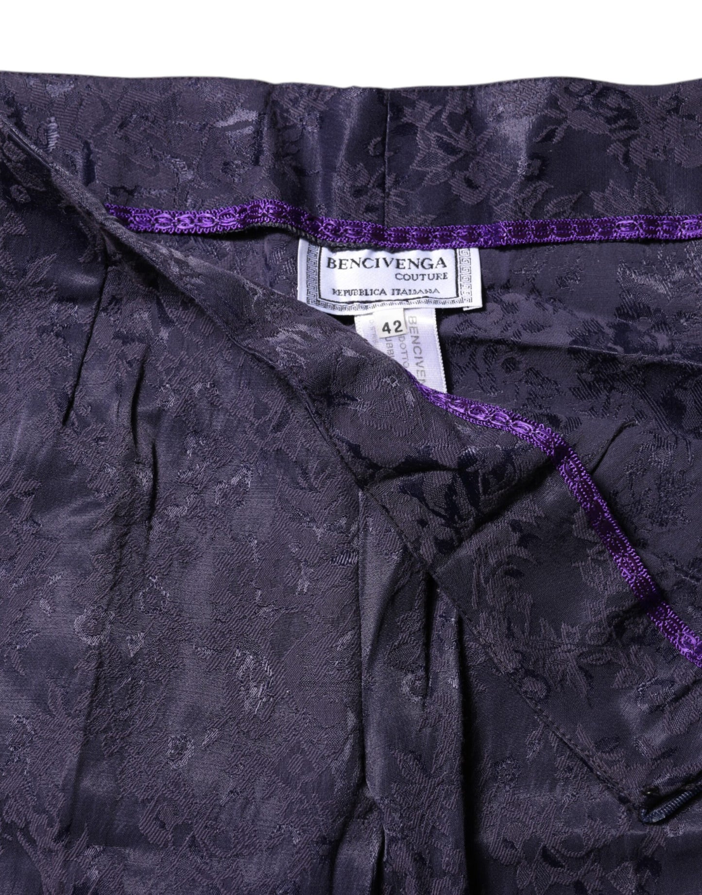 BENCIVENGA Purple Jacquard High Waisted Pants BENCIVENGA