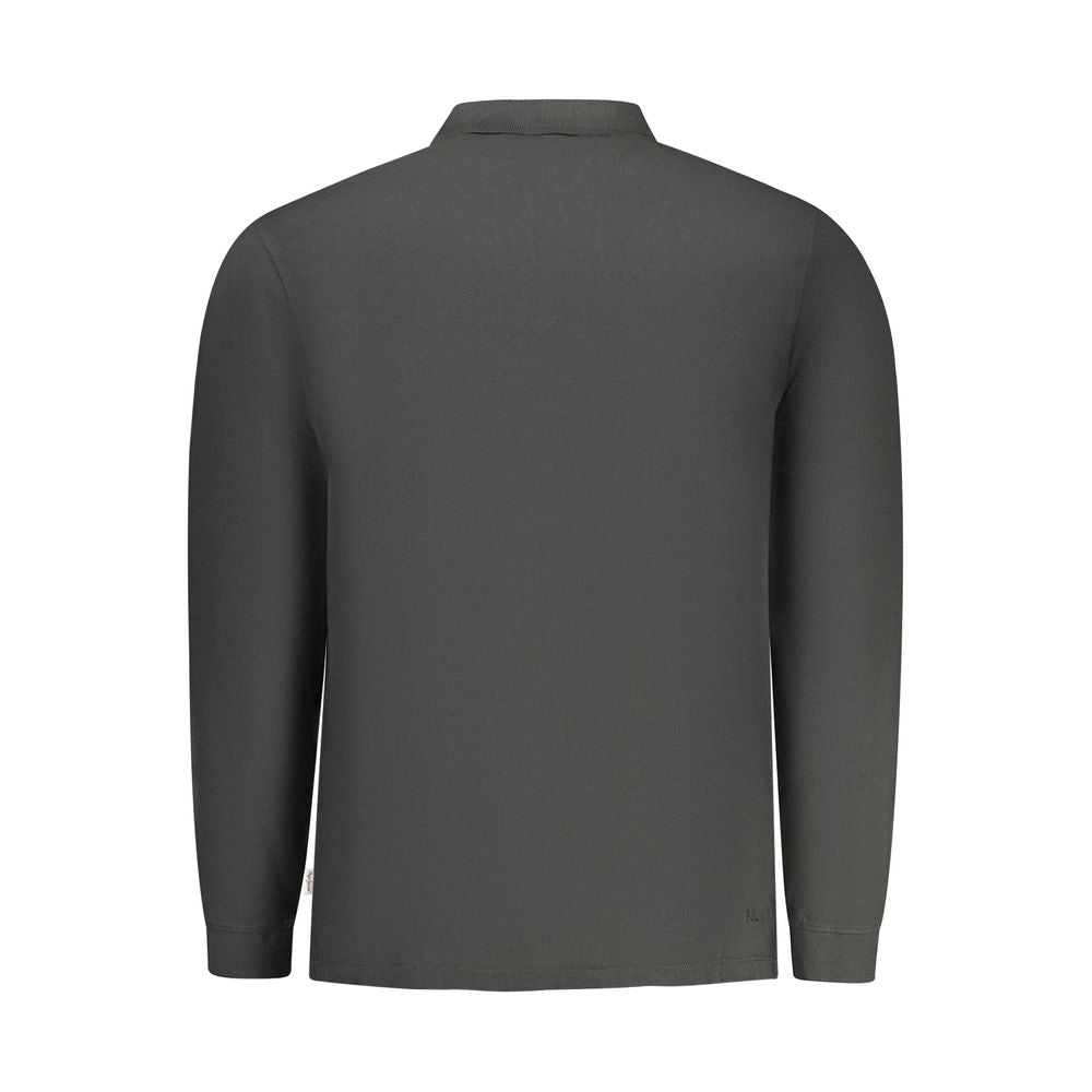 Black cotton men's polo shirt by Pepe Jeans featuring a classic collar and short sleeves.