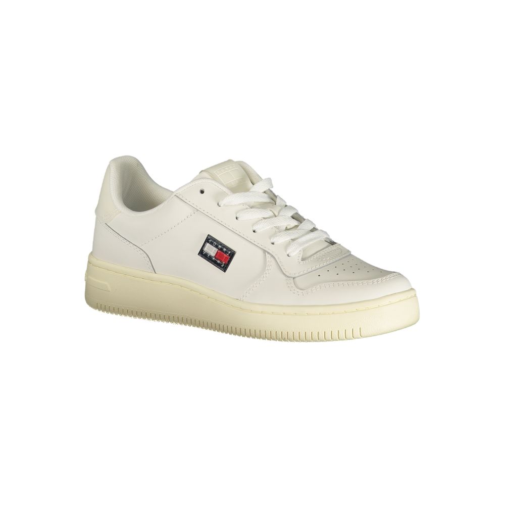 Tommy Hilfiger Bianco women’s polyurethane sneakers with white design and casual style, featuring brand logo details.