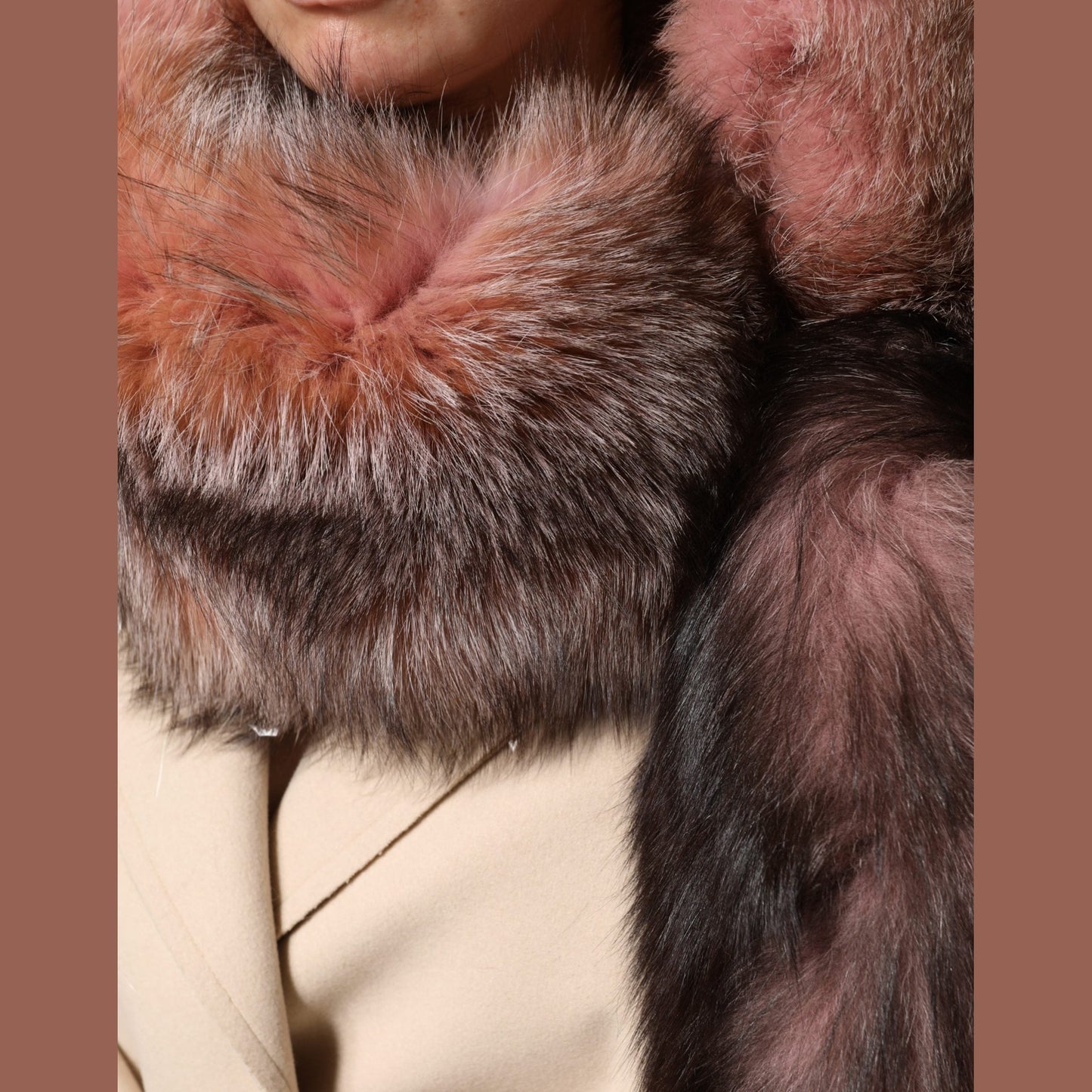 Dolce & Gabbana Pink Frost Fox Fur Neck Warmer Winter Scarf