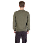 Lyle & Scott bicolor nylon sweatshirt with color-block design, featuring a relaxed fit and ribbed cuffs and hem.
