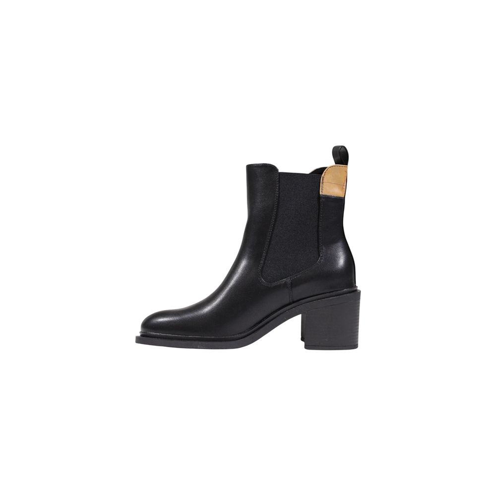 Alviero Martini Prima Classe Black Polyethylene Ankle Boots Alviero Martini Prima Classe