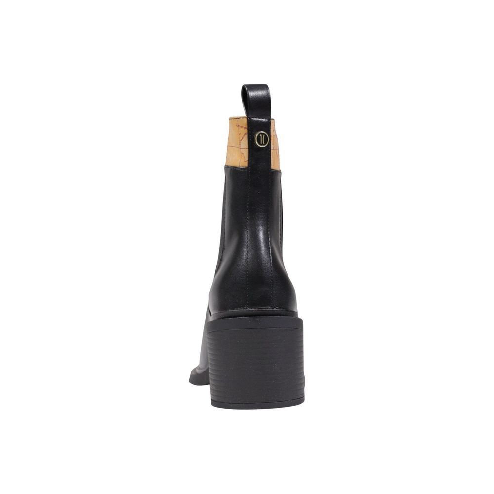 Alviero Martini Prima Classe Black Polyethylene Ankle Boots Alviero Martini Prima Classe