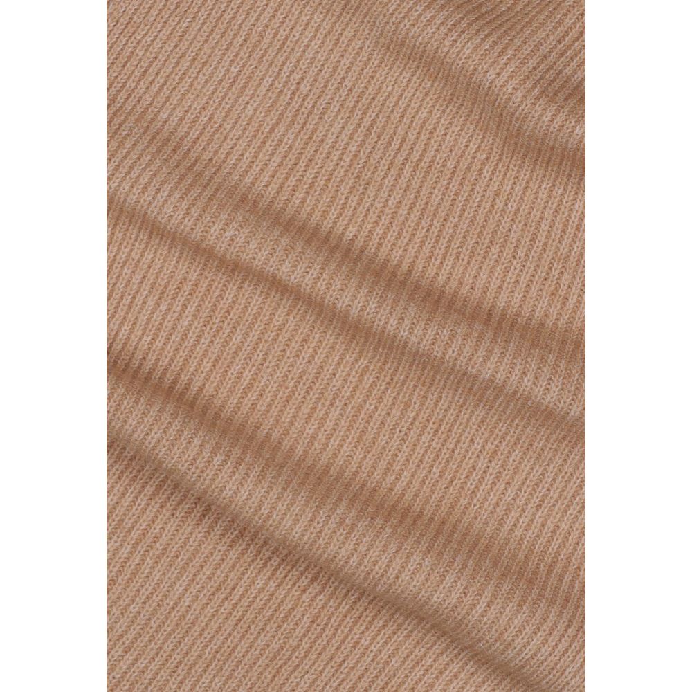 Beige recycled polyester scarf by Pieces, lightweight with soft texture and subtle woven pattern, perfect for stylish layering.