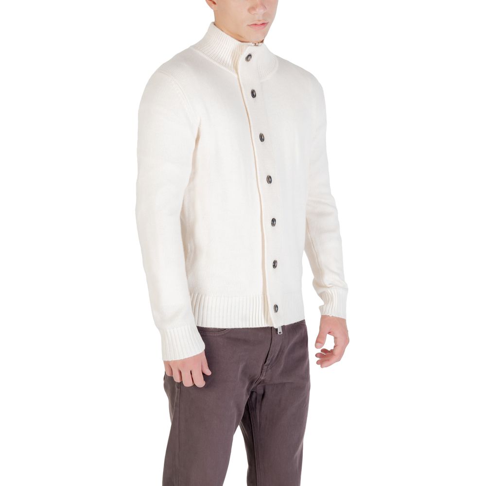 Gianni Lupo Cream Marabou Sweatshirt with soft fabric and relaxed fit, shown on a hanger against a plain background.