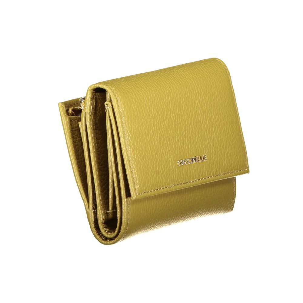 Coccinelle Verde Pelle women's wallet in green leather with multiple card slots and a sleek design.