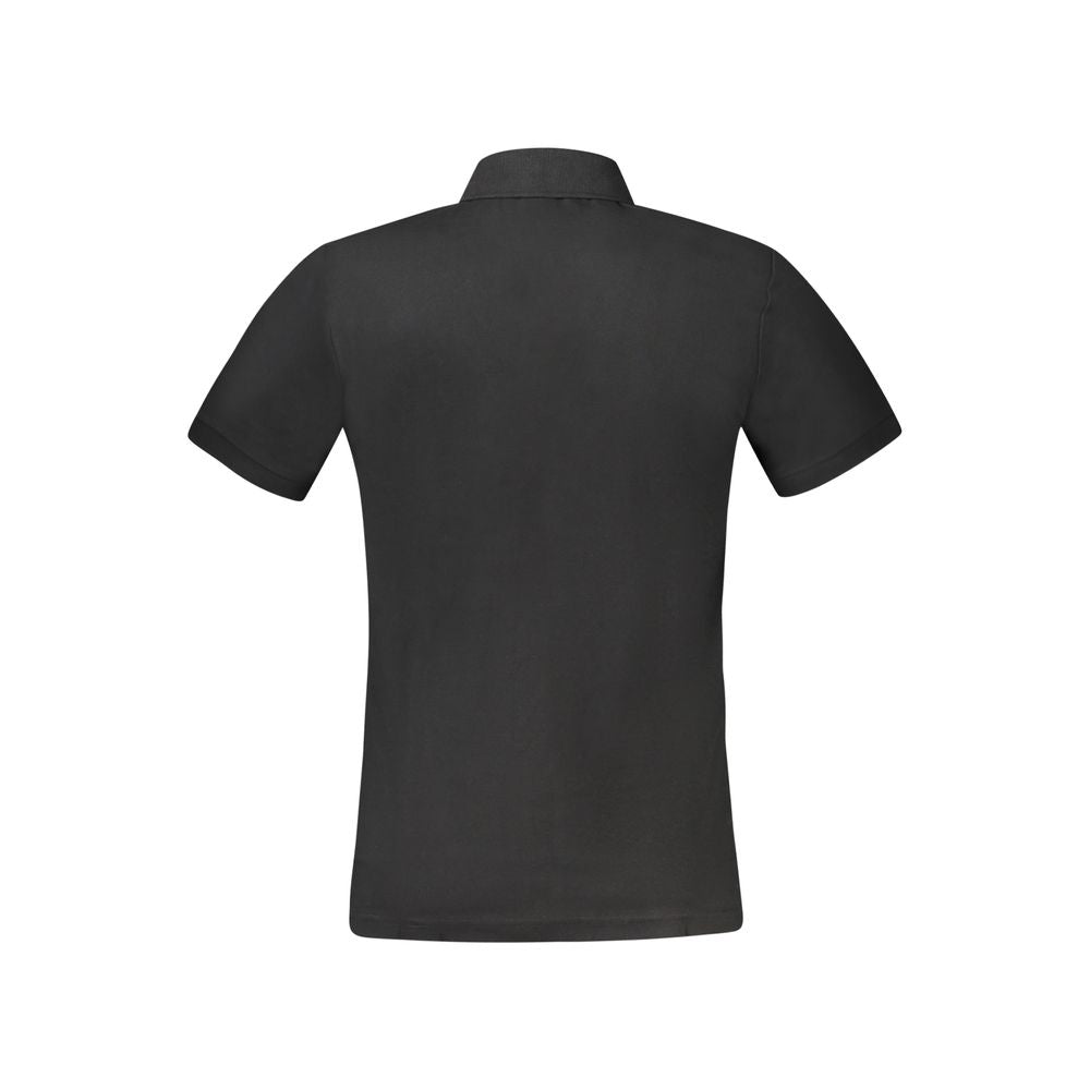 White cotton men's T-shirt by Hugo Boss, featuring a classic fit and simple design, shown on a plain background.
