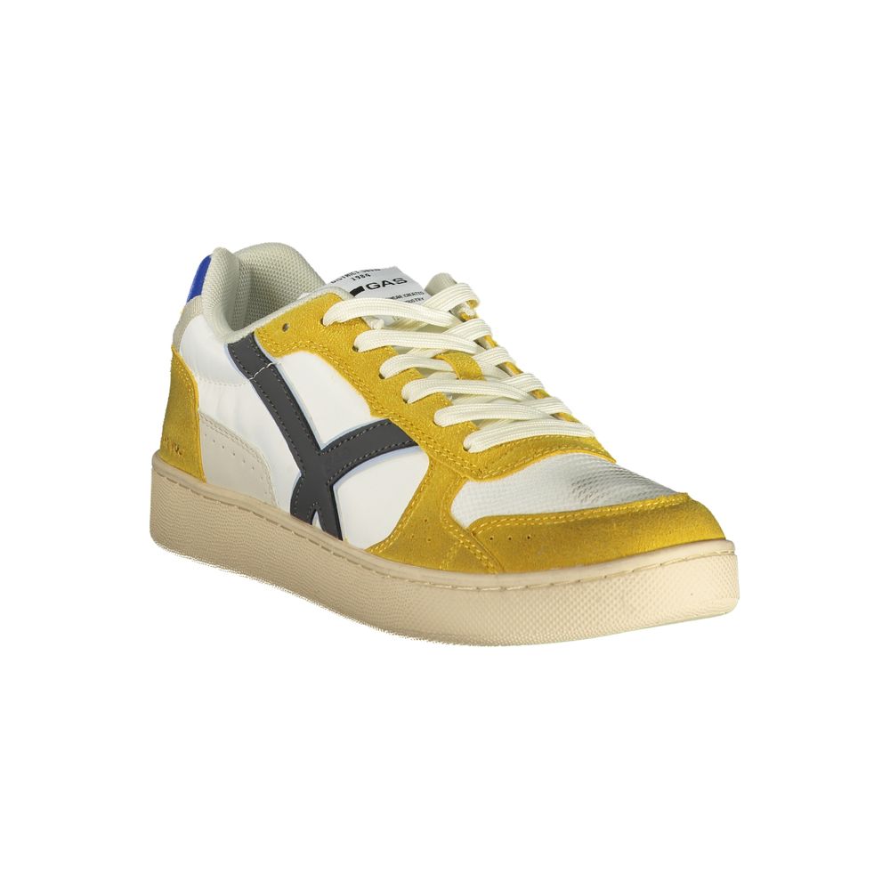 White Gas polyester men's sneaker with sporty design and lace-up front, featuring a rubber sole and casual style.