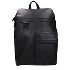 Piquadro black leather backpack with adjustable shoulder straps and sleek design, featuring multiple compartments and a top handle.