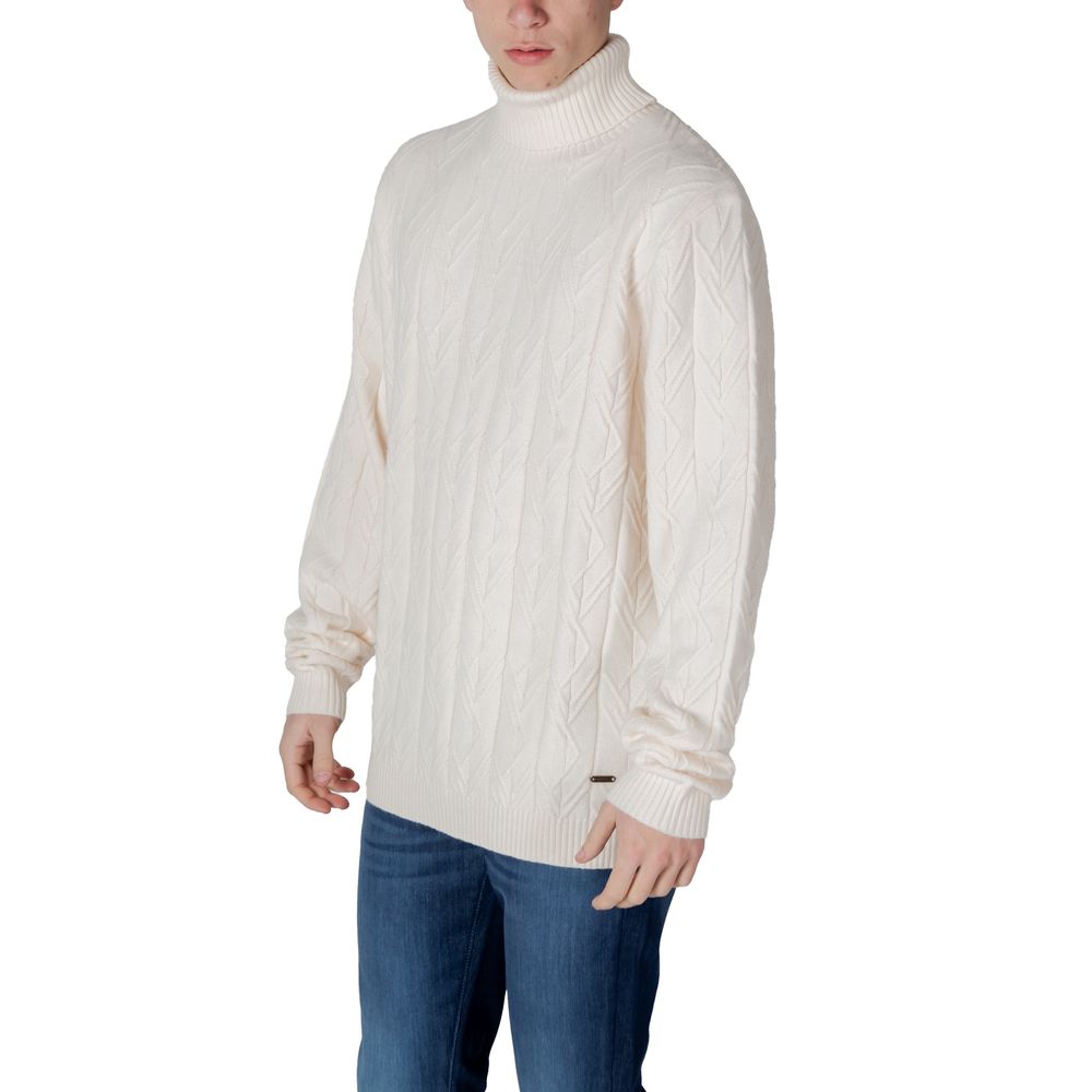 In My Hood Cream Polyester Turtleneck In My Hood