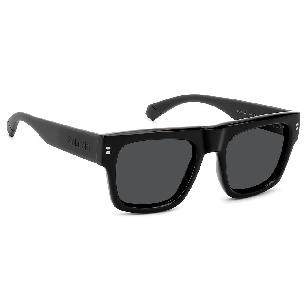 Polaroid black polycarbonate sunglasses with sleek frame and tinted lenses for stylish eye protection.