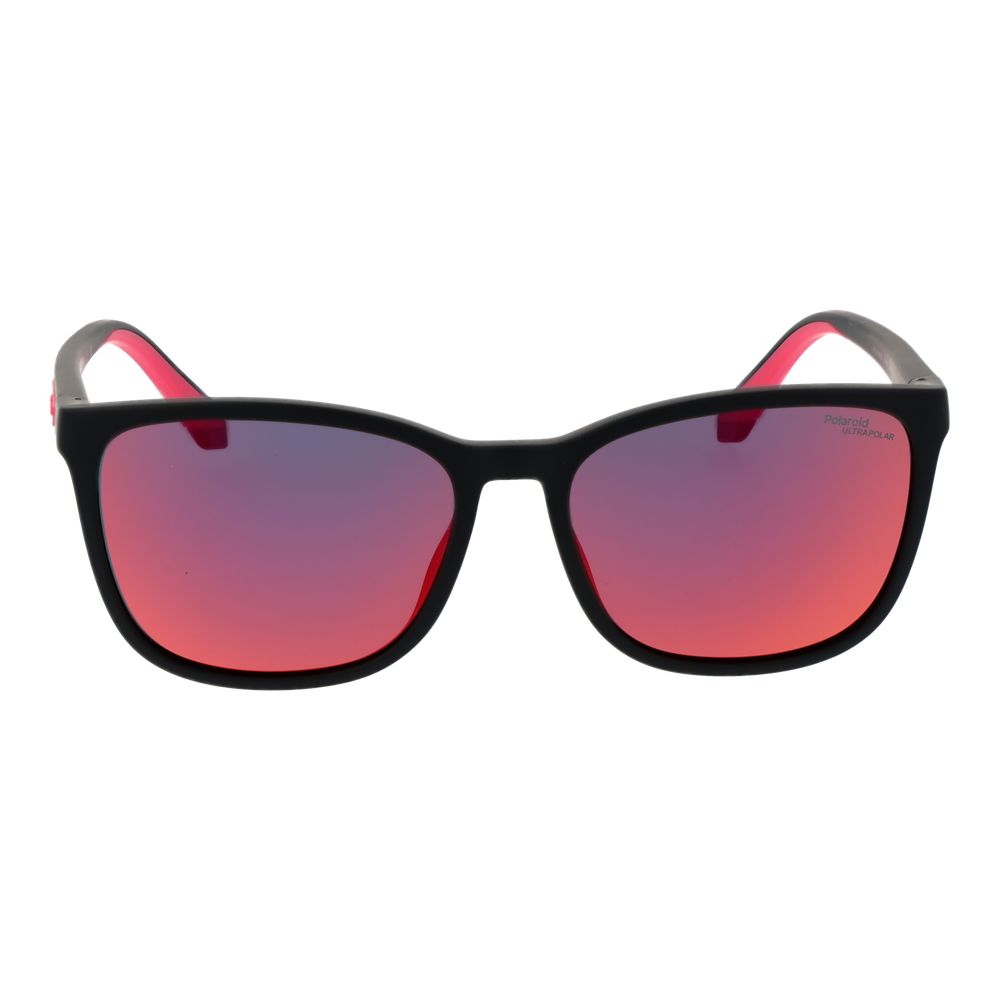 Polaroid black polycarbonate sunglasses with sleek frame and dark lenses, designed for stylish sun protection.