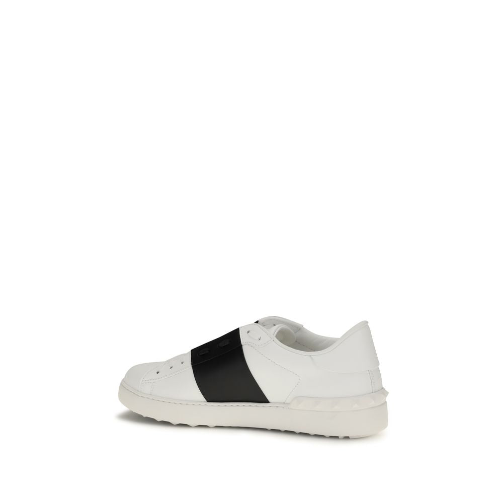 Valentino Garavani Black And White Calf Leather Bos Taurus Low Top Sneakers