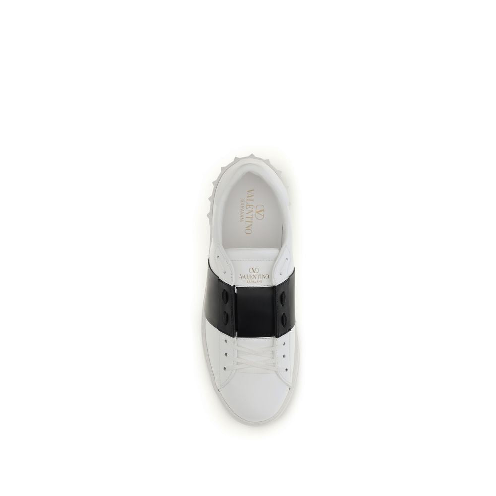 Valentino Garavani Black And White Calf Leather Bos Taurus Low Top Sneakers