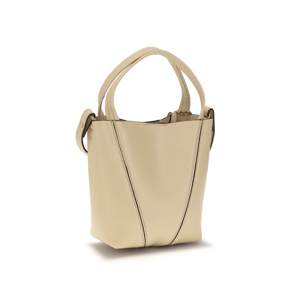 Chloé beige calf leather Bos Taurus shoulder bag with gold-tone hardware and adjustable strap.
