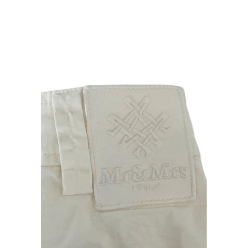 White cotton women's shorts from Mr&Mrs Italy with a relaxed fit and casual style, featuring a comfortable waistband.