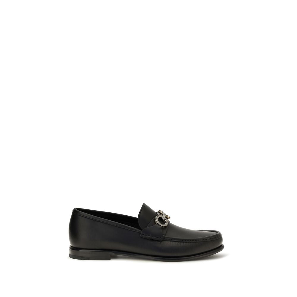 Ferragamo Black Calf Leather Bos Taurus Slip-On Loafers Ferragamo