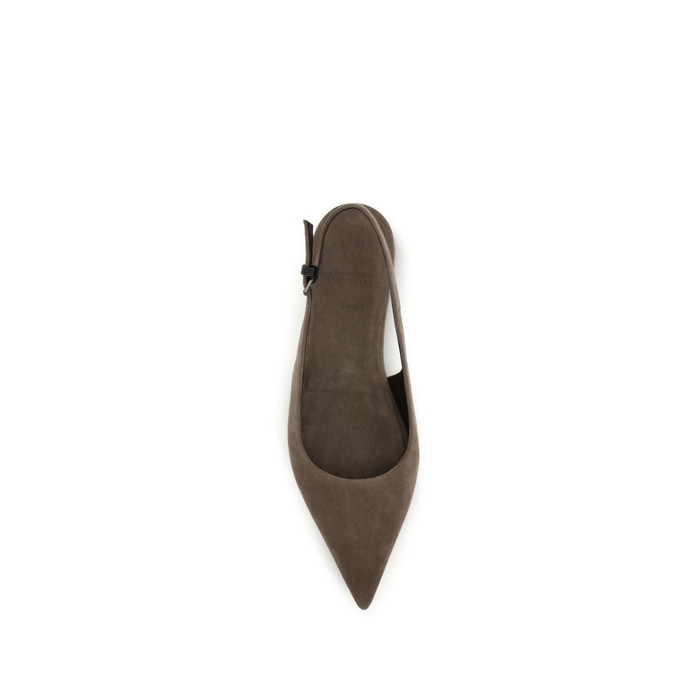 Brunello Cucinelli brown calf leather Bos Taurus ballet flats with rounded toes and elegant stitching.