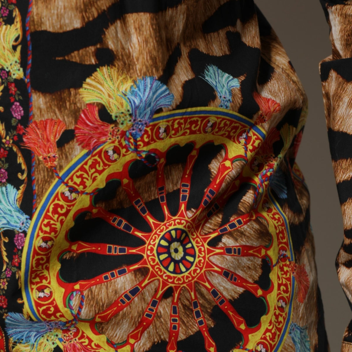 Dolce & Gabbana Cotton Tiger Carretto Long Sleeve Shirt - Eljoys Fashion 