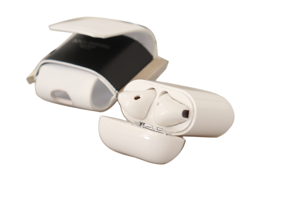 Dolce & Gabbana White Black Leather Strap Silver Metal Logo Airpods Case Dolce & Gabbana
