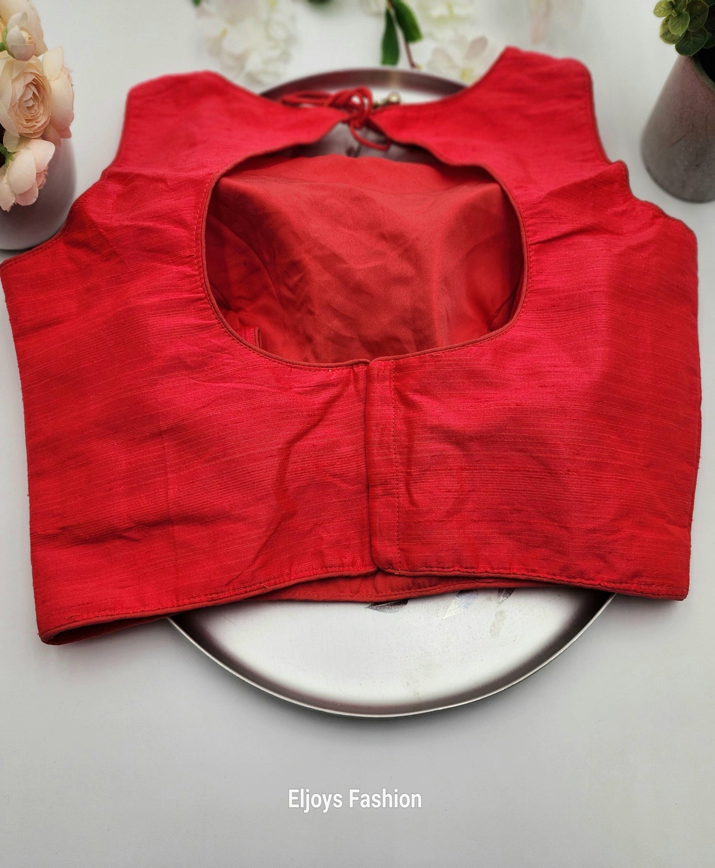 Blouse sleeveless with attachable sleeves Red 38 to 40
