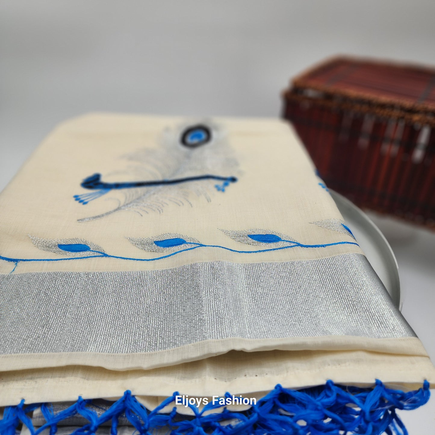 Tissue silk saree Silver and blue  coverts design with blue silver floral borders