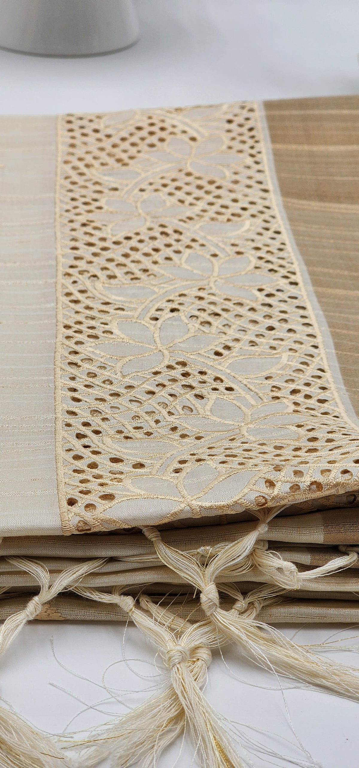 Linen Saree with cut work in Beige and chocolate border combo Eljoys Fashion