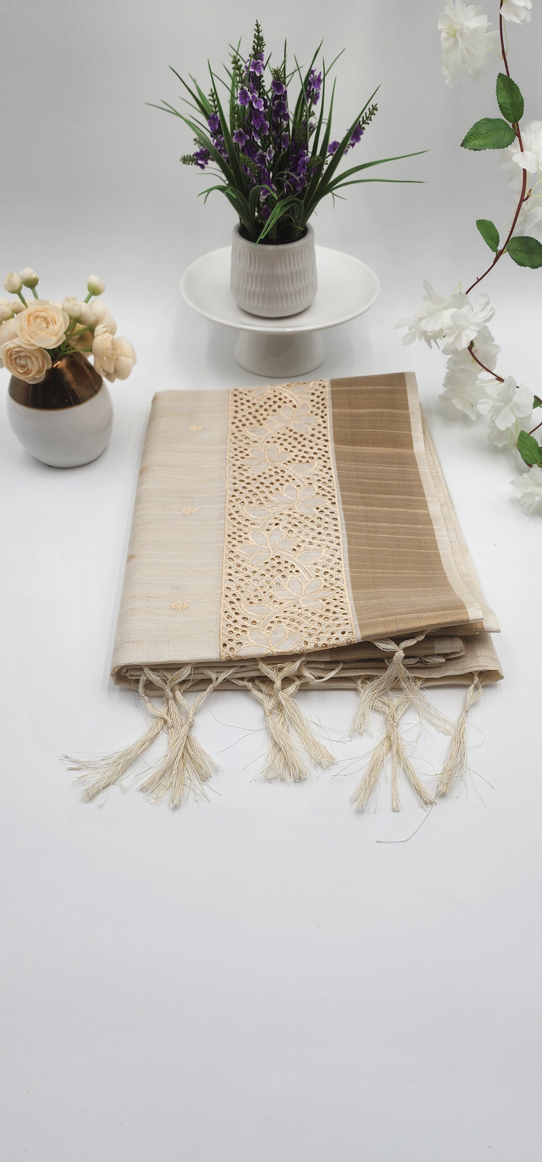 Linen Saree with cut work in Beige and chocolate border combo Eljoys Fashion