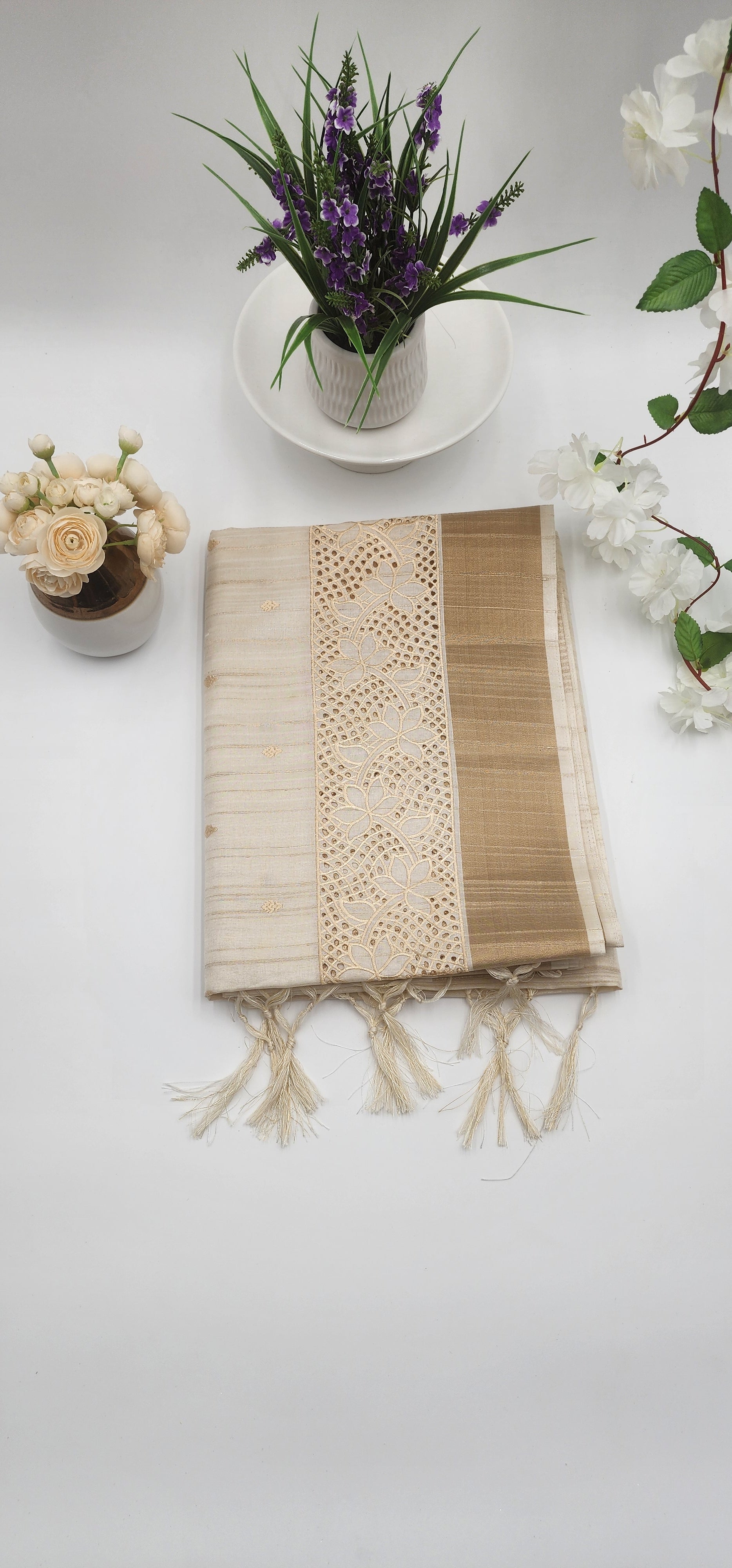 Linen Saree with cut work in Beige and chocolate border combo Eljoys Fashion